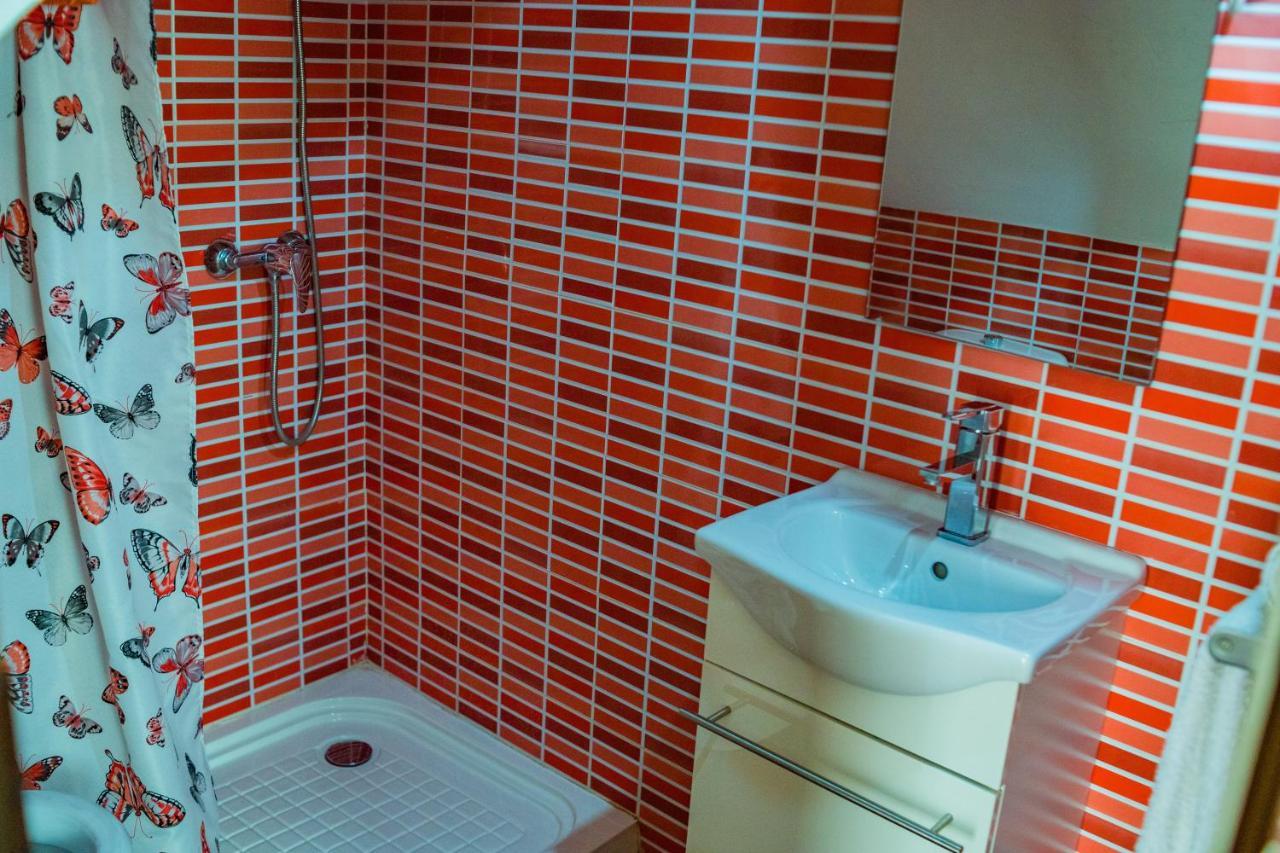 Apartamento Horno Castril Bagian luar foto